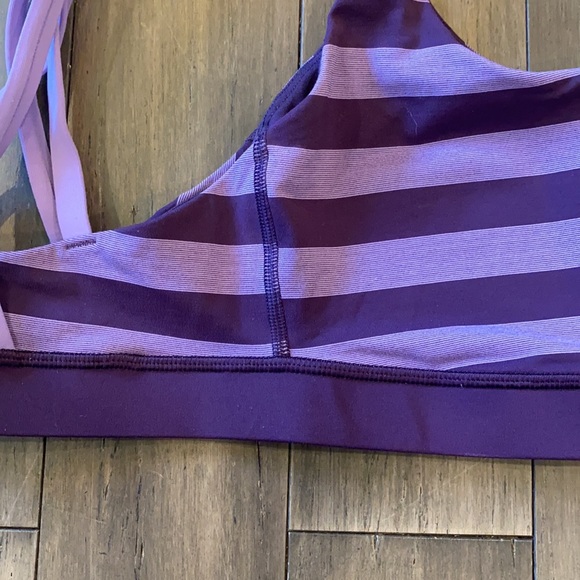 Lululemon Luxtreme Energy Bra Purple Stripes - Picture 9 of 13